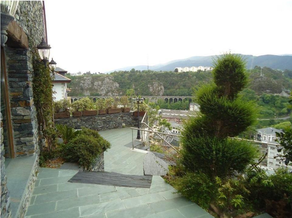 Casona El Gurugu Hotel Luarca Exterior foto