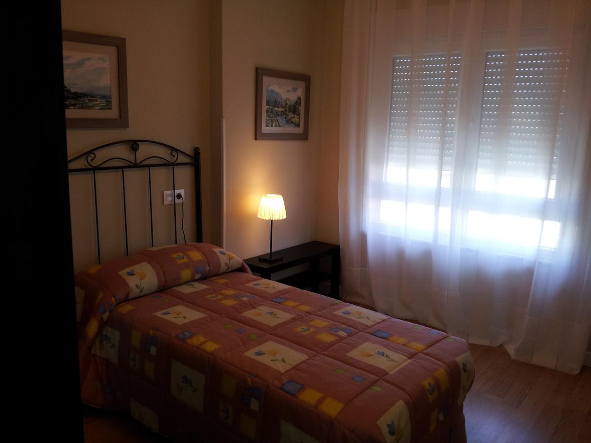Casona El Gurugu Hotel Luarca Quarto foto